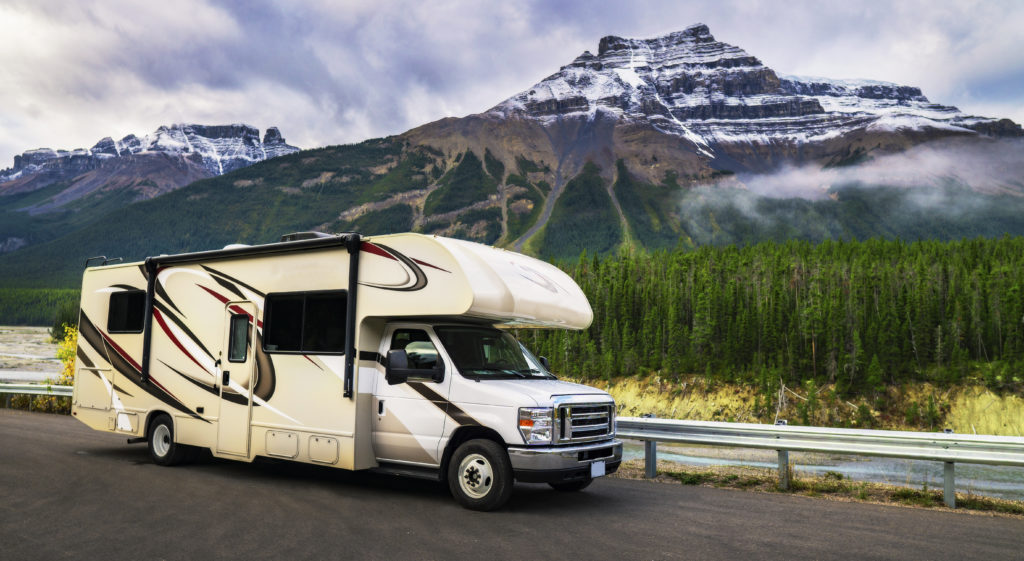 Pros and Cons of RVing